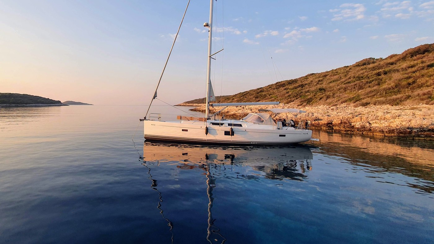 איי Pakleni מול Hvar, מבט מהים