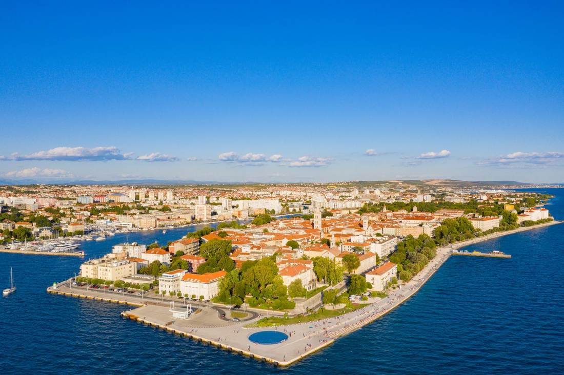 מבט אווירי על חצי האי של Zadar העתיקה