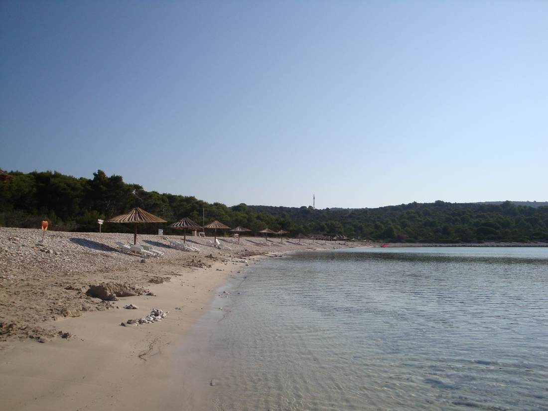 חוף Sakarun, חול לבן ומים רדודים טורקיז